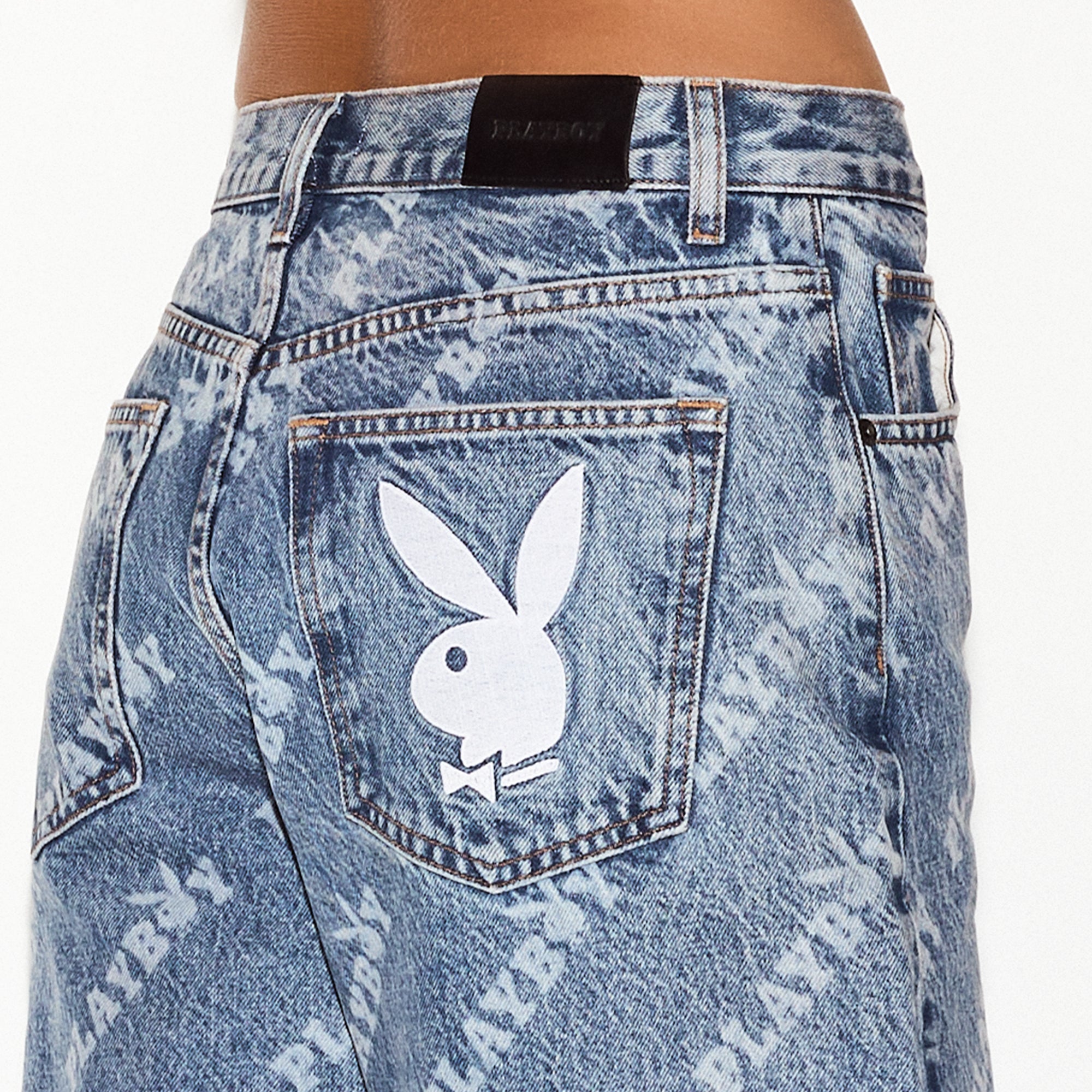 The Low Rise Skater Jean Medium Wash - Playboy